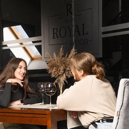 Royal Wood Hotel Rokytne  ภายนอก รูปภาพ